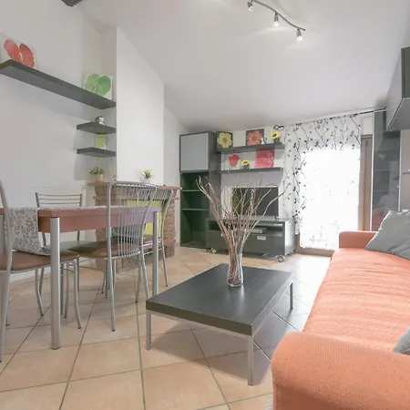 Queen Funo Centergross Apartment *