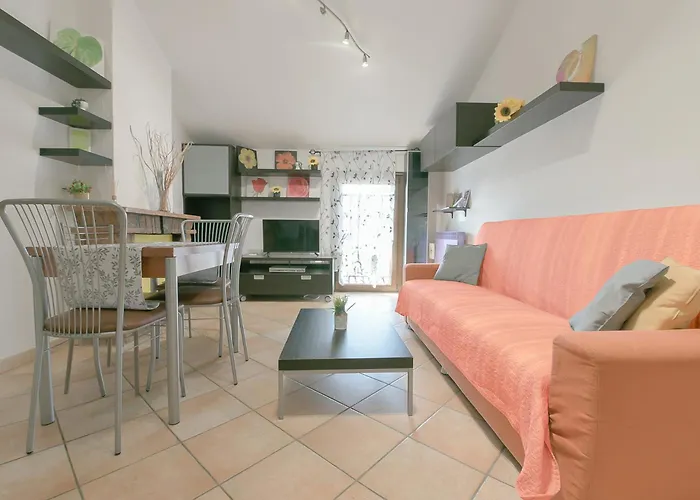 Queen Funo Centergross Апартаменты